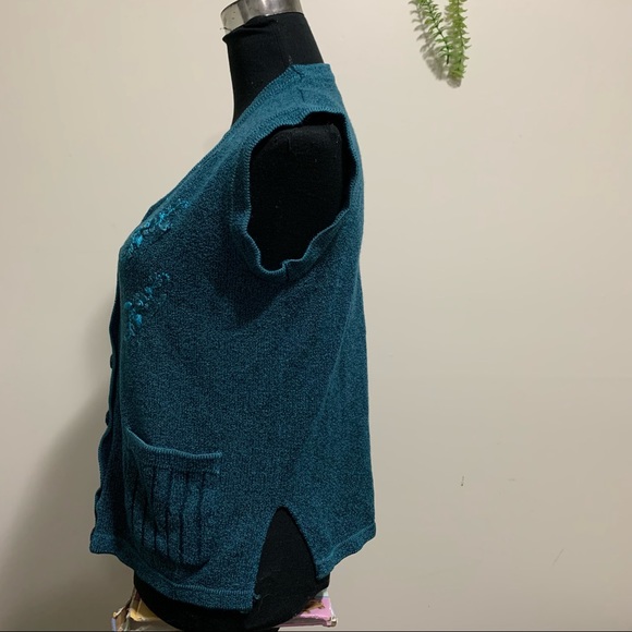 Lavena Anthropologie Sweater And Matching Vest - Picture 14 of 15